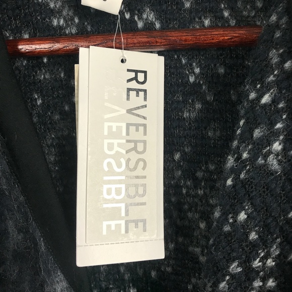 NWT KAREN by Karen Kane Reversible Sweater Vest - Picture 4 of 7